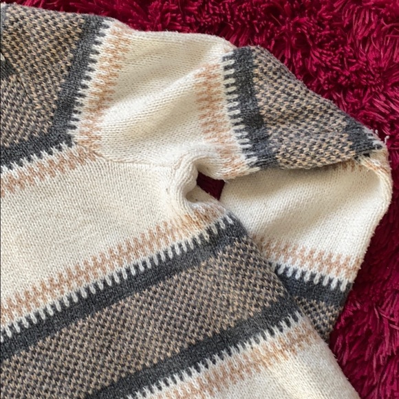 Old Navy grey and cream cardigan - Picture 12 of 16